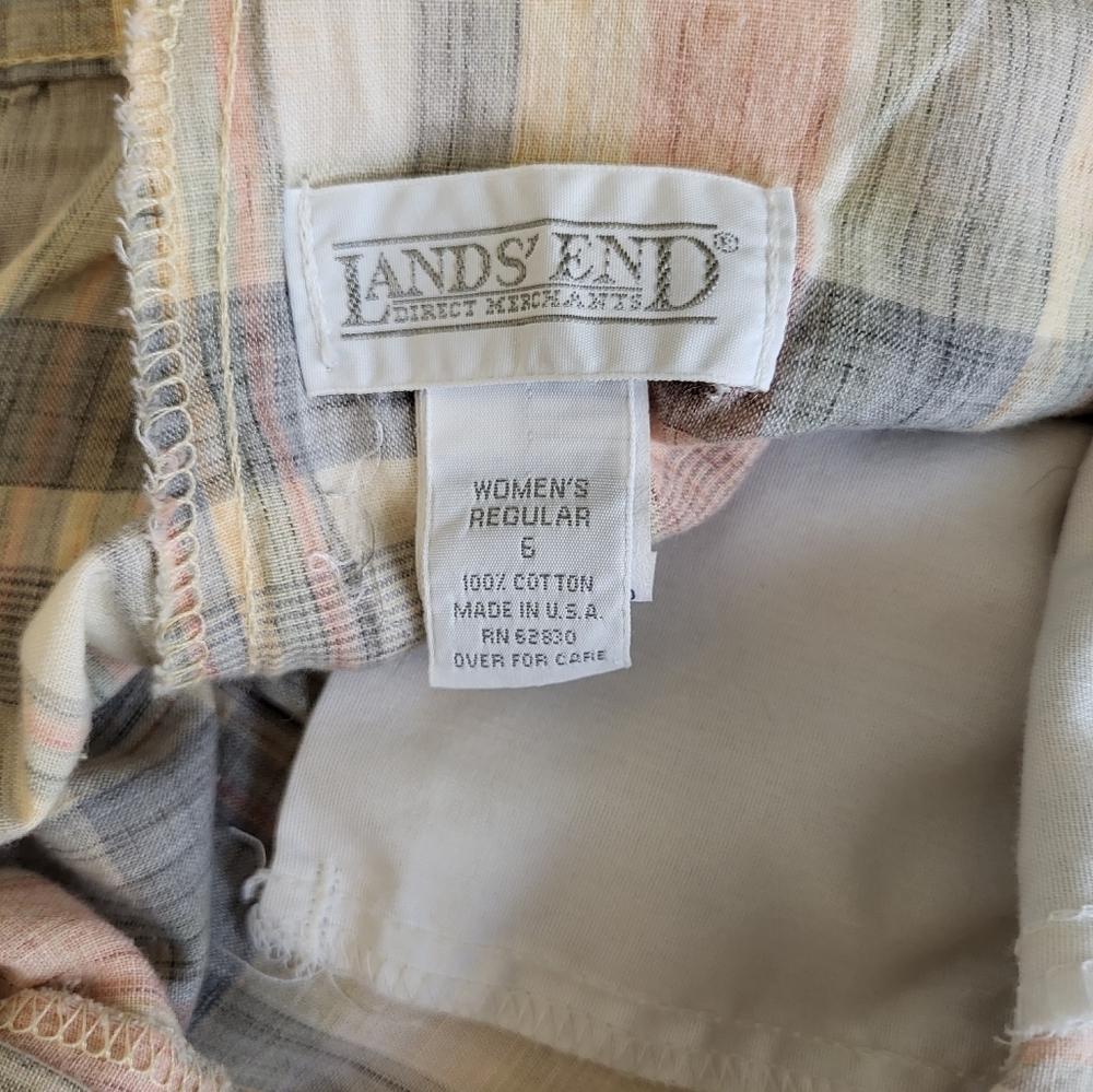 Lands' End Burmudas - Picture 5 of 5